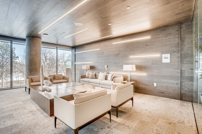 Building Photo - 4200 W 17th Ave