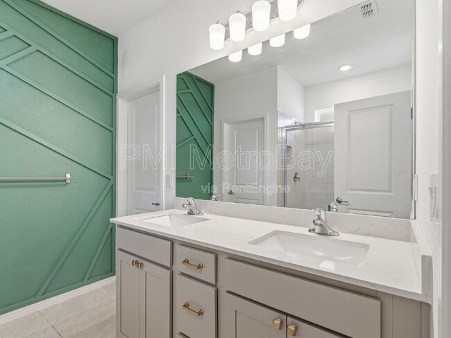 Building Photo - 2870 Dolores Home Ave