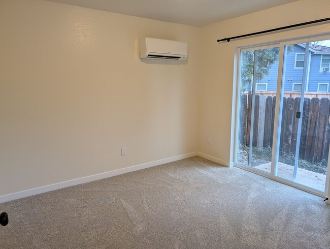 Building Photo - Brand New Single Level Home, Furnished or Unfurnished, Private Patio