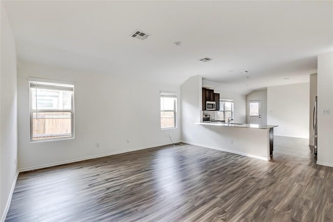 Building Photo - 545 Greatest Gift Wy