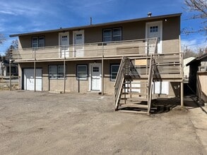 Building Photo - 1005 W Spruce St