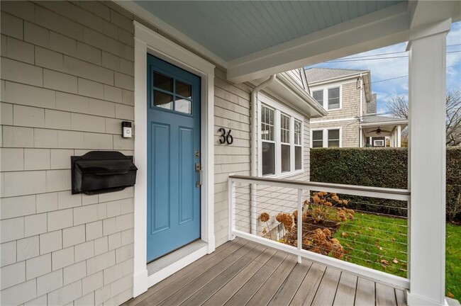 Building Photo - 36 Almy St