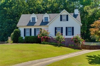 Building Photo - 2890 Carrollton Ct