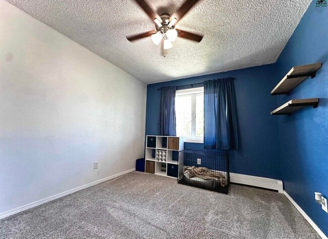 Building Photo - 4-Bedroom Fairbanks Home with Garage, Deck...