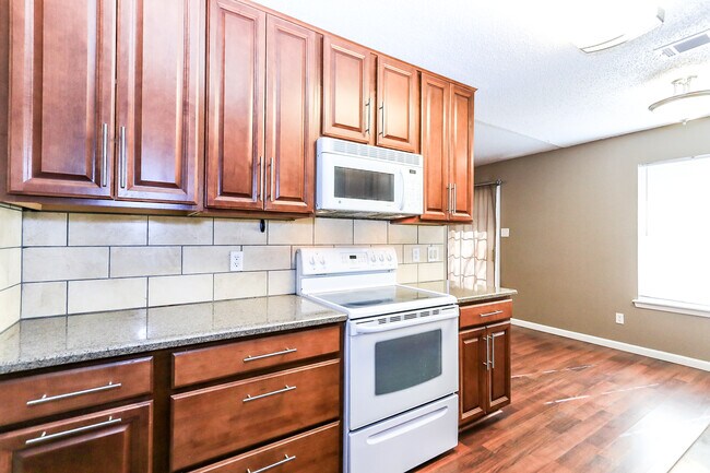 Building Photo - 6407 35th St