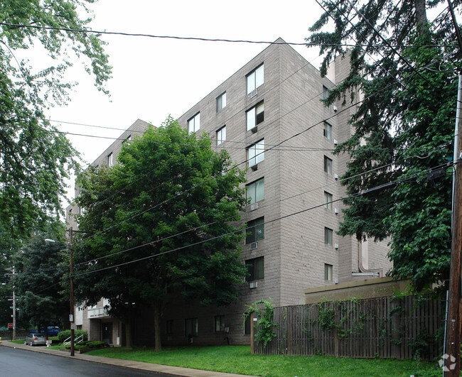 Building Photo - Lamda Rho Apartments