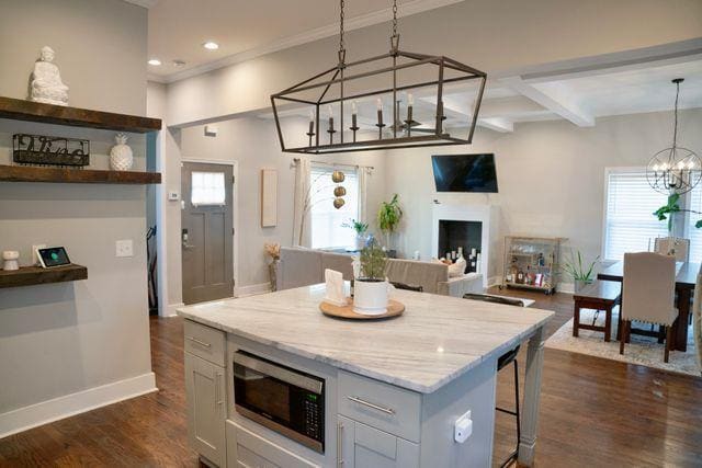 Building Photo - 1005 Birch St SW