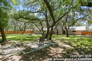 Building Photo - 206 Yosemite Dr