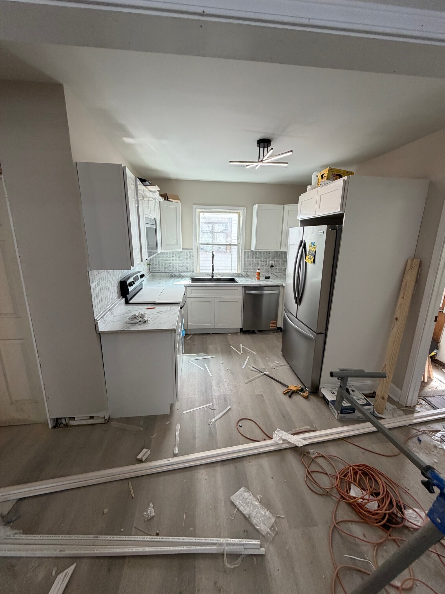 Building Photo - 231 Primrose Ave