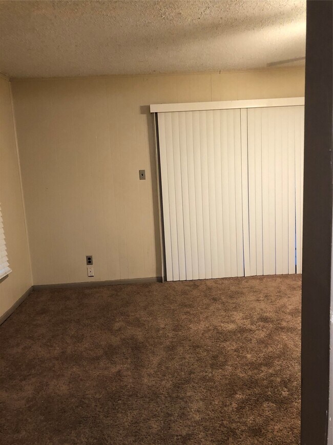 Building Photo - 3025 Chimira Ln