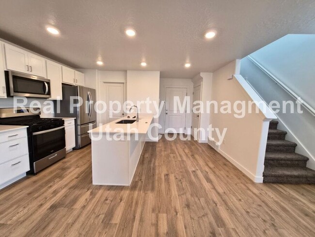 Building Photo - 1322 S 3540 E