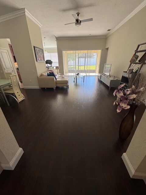 Building Photo - 13270 Vennetta Way