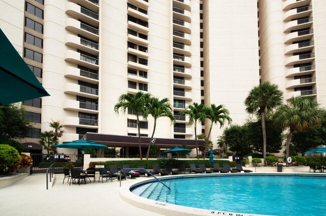 Building Photo - 2450 Presidential Way