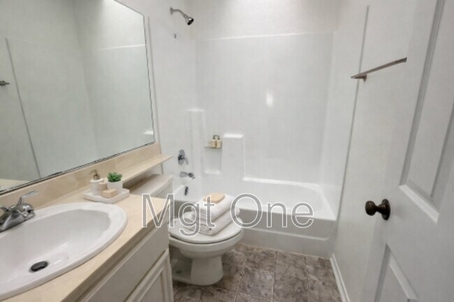 Building Photo - 12643 Gorham St