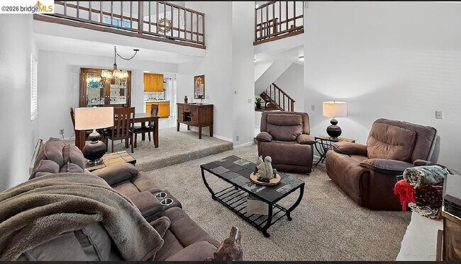 Building Photo - Single Family Home For Rent