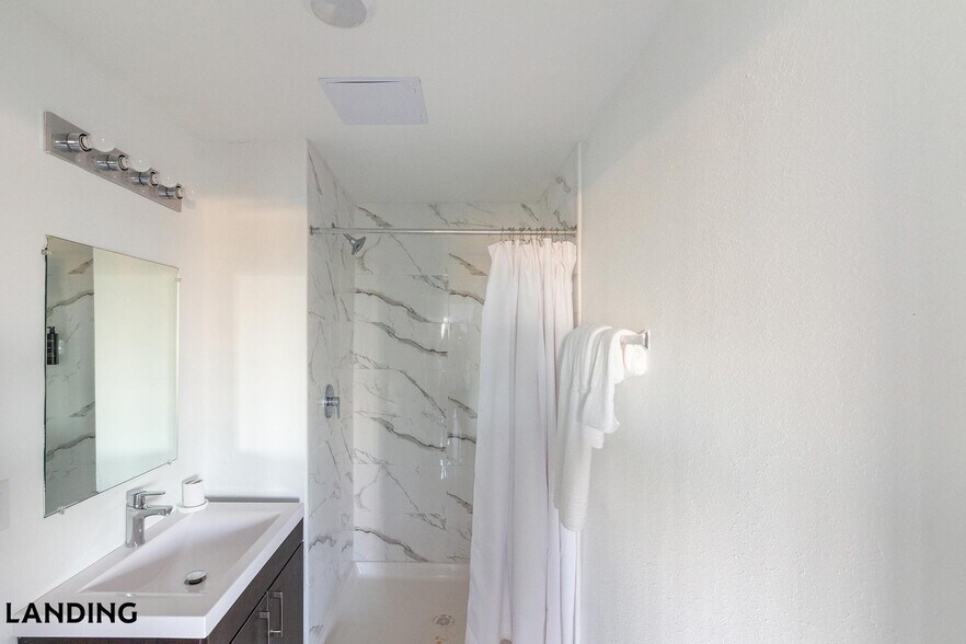 Building Photo - 25850 SW 140th Ct