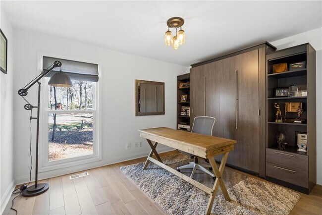 Building Photo - 181 Arrowood Ln