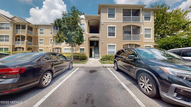 Building Photo - 7990 Baymeadows Cir E
