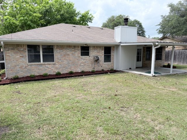 Building Photo - 135 Marylee Dr