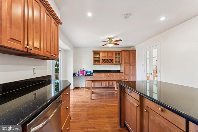 Building Photo - 7213 Swansong Wy
