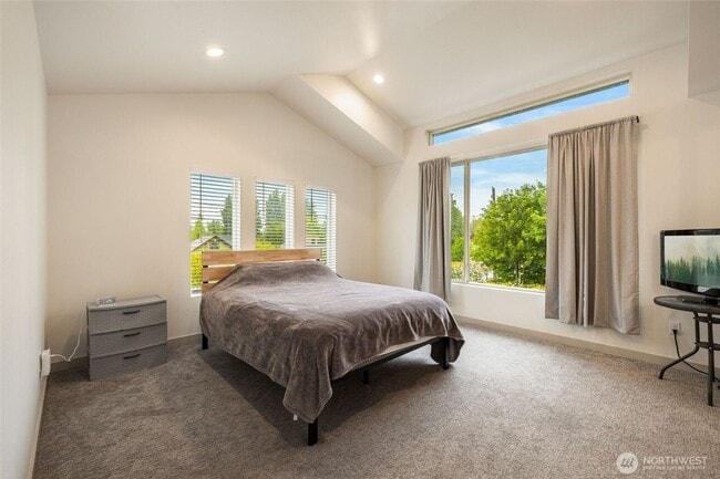 Building Photo - Brand new 4bed 2.5bath Home.