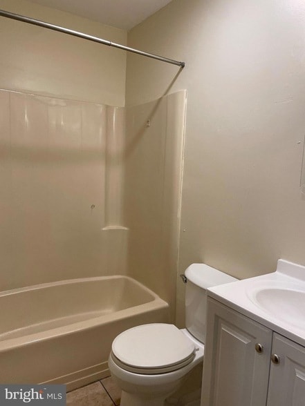 Building Photo - 304 Christopher Pl