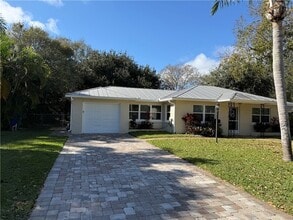 Building Photo - 2063 34th Ave