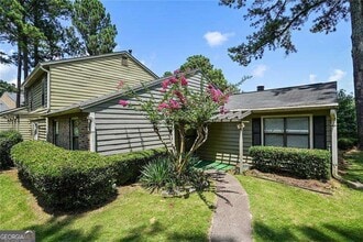 Building Photo - 76 Sandalwood Cir