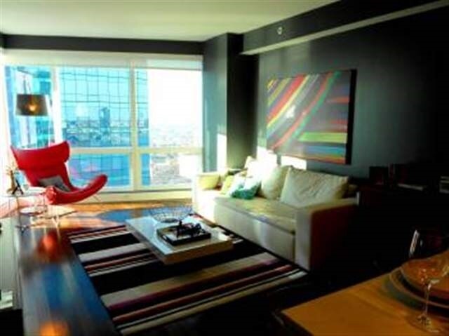 Building Photo - 77 Hudson St