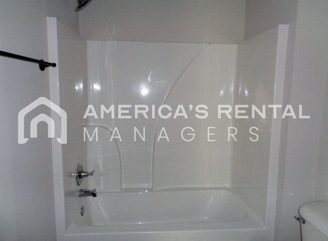 Building Photo - Beautiful Home for Rent in Tuscaloosa... Available to View Now!!!