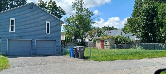 Building Photo - 355 Phenix Ave