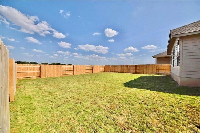 Building Photo - 1225 Homer Ln