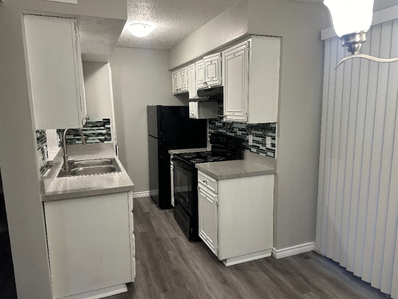 Building Photo - 3754 W Buckingham Rd