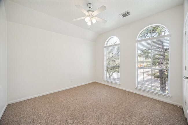 Building Photo - 12831 Dove Point Ln