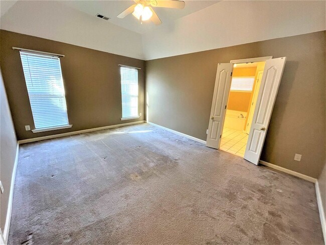 Building Photo - 11652 Belle Manor Dr