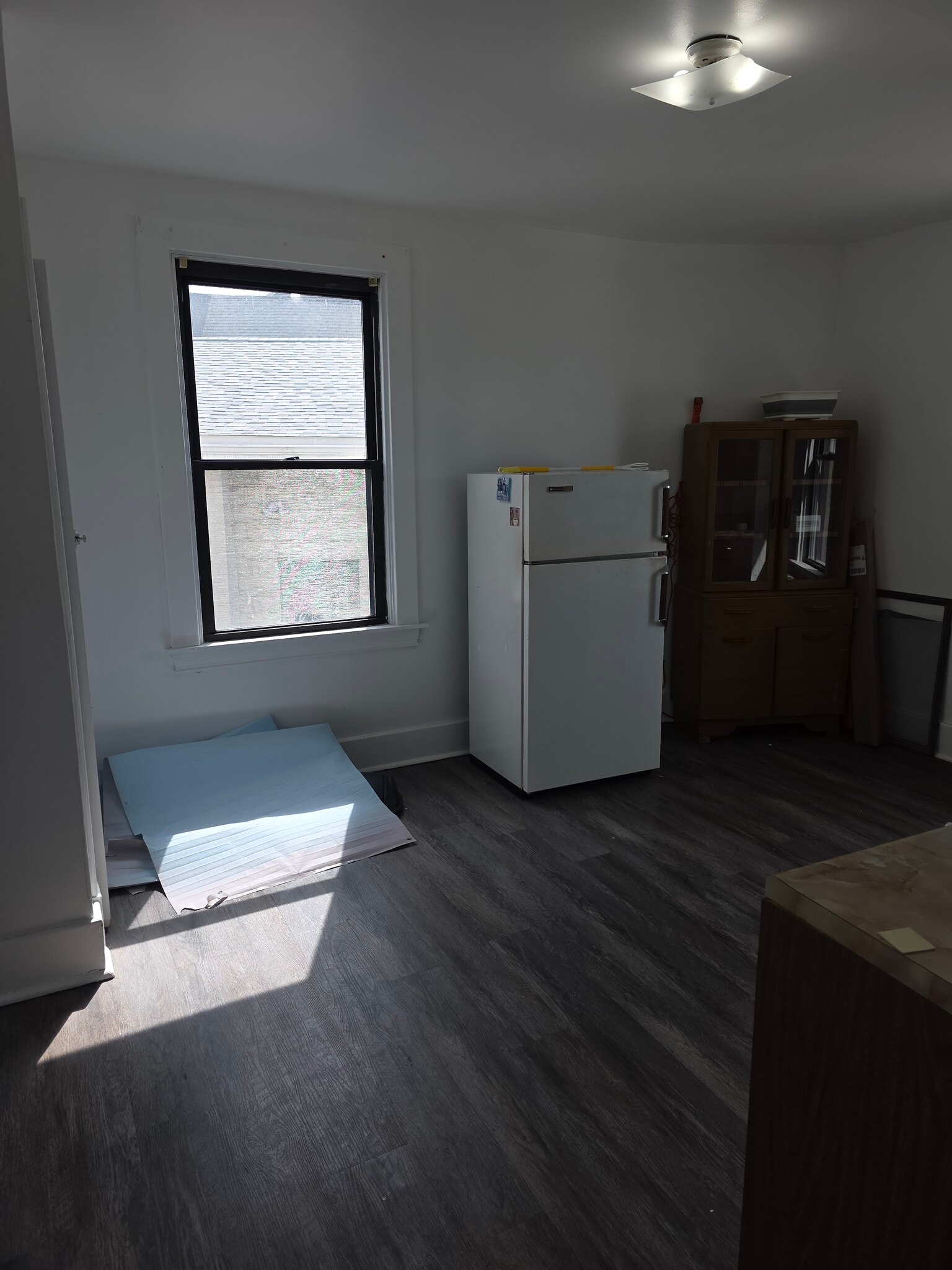 Kitchen - 2411 Mount Troy Rd