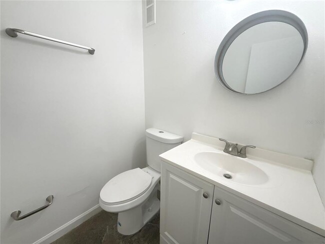Building Photo - 4694 Pheasant Run Dr