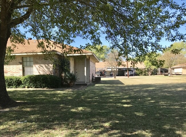 Primary Photo - Robinson ISD Duplex