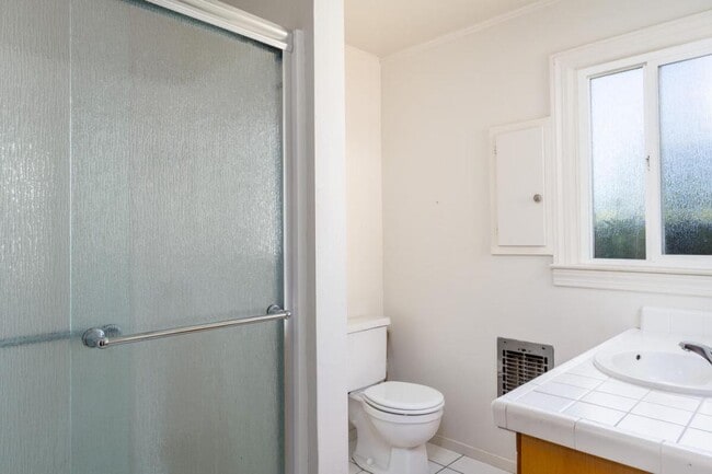 Building Photo - 2010 Outer Limits Ln