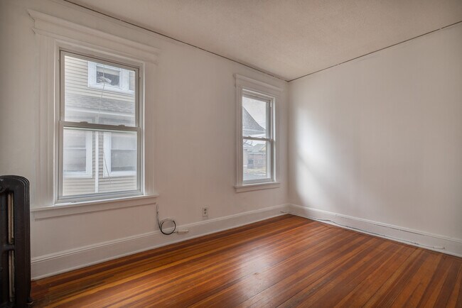 Building Photo - 55 Myrtle Ave