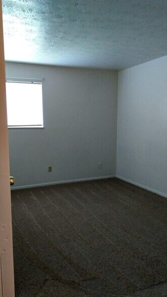 Bedroom - 8045 Pippin Rd