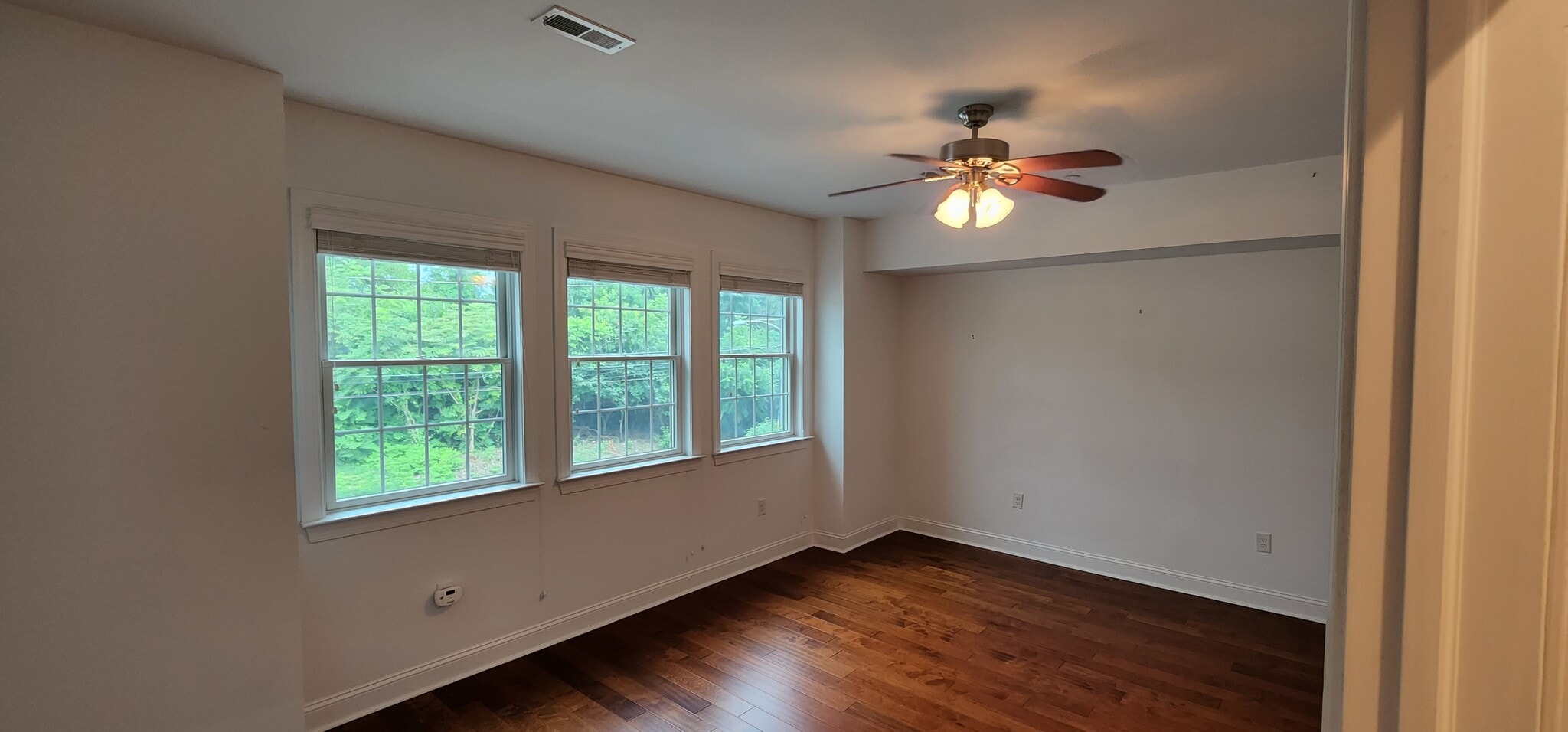 2nd Fl Front Bedroom-Empty - 846 Northwestern Ave