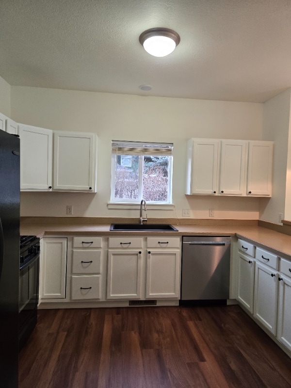 Building Photo - 4281 W Babcock St