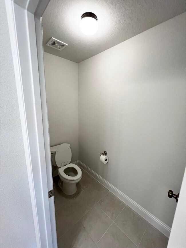 Building Photo - 4428 Mill Falls Dr