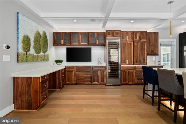 Building Photo - 2863 11th St N