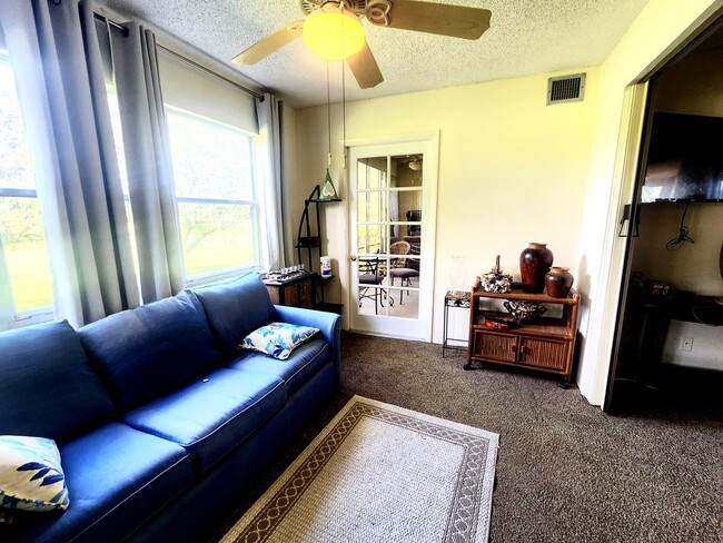 Building Photo - 3959 Via Poinciana