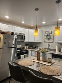 Building Photo - 116 E Main St