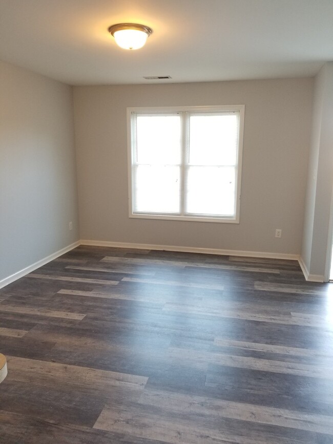 Building Photo - Cute two bedroom apartment for rent!