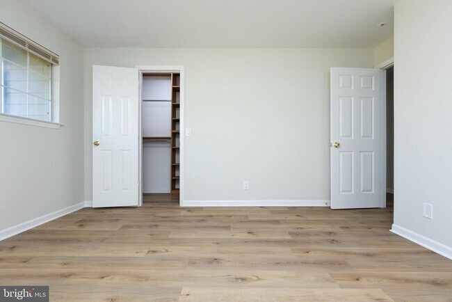 Building Photo - 5804 Inman Park Cir
