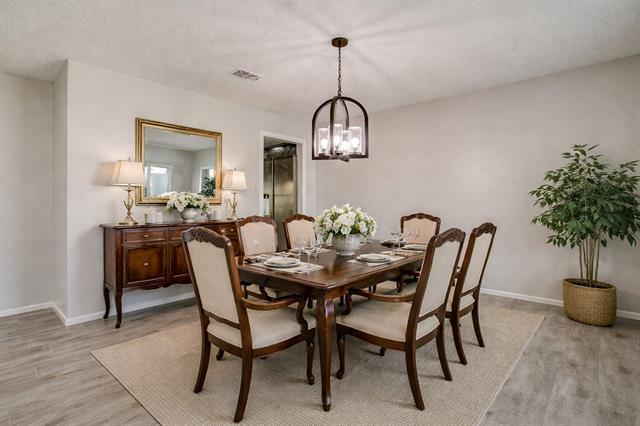 Building Photo - 1225 Crestwood Dr